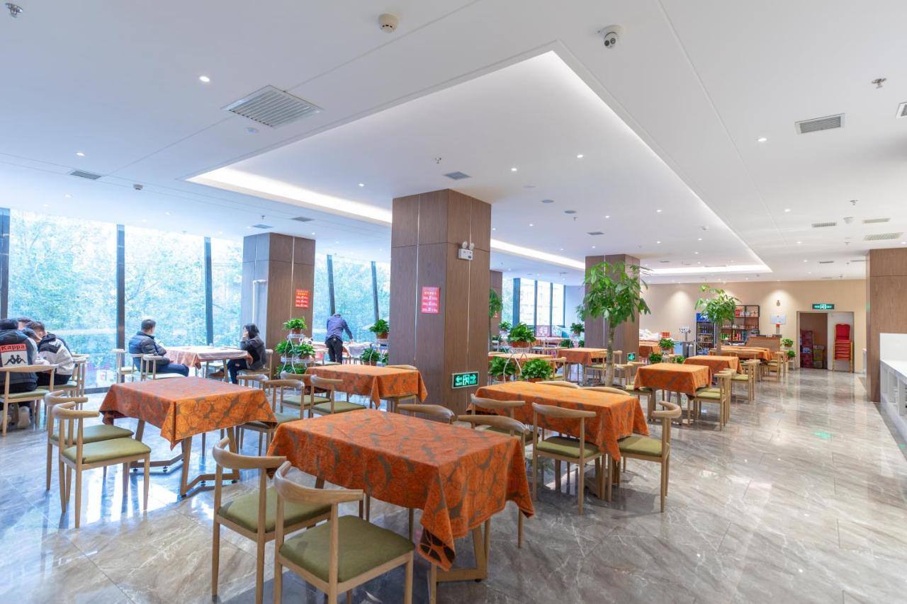 哈尔滨南岗智选假日酒店 外观 照片